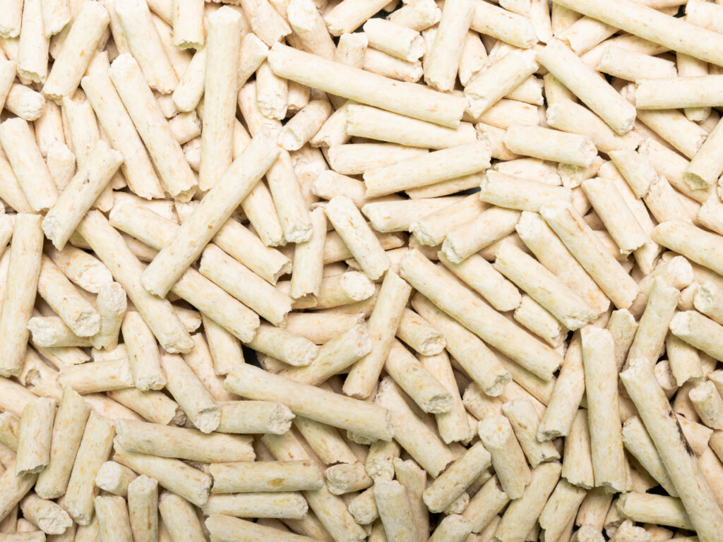 10 Razones Contundentes por las que Wuapu Naturcorn es la Mejor Alternativa a la Arena de Gatos Convencional